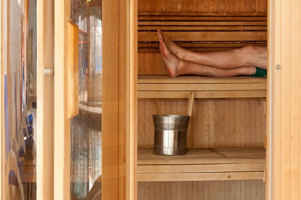 Kingfisher Hot Tub & Log Burner House On Premium Lakeside With Resort Facilities St Columb Major Екстериор снимка