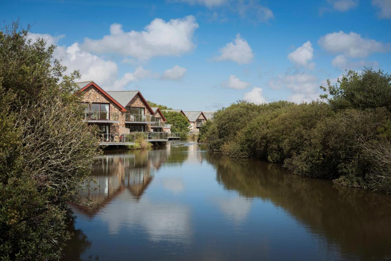 Kingfisher Hot Tub & Log Burner House On Premium Lakeside With Resort Facilities St Columb Major Екстериор снимка