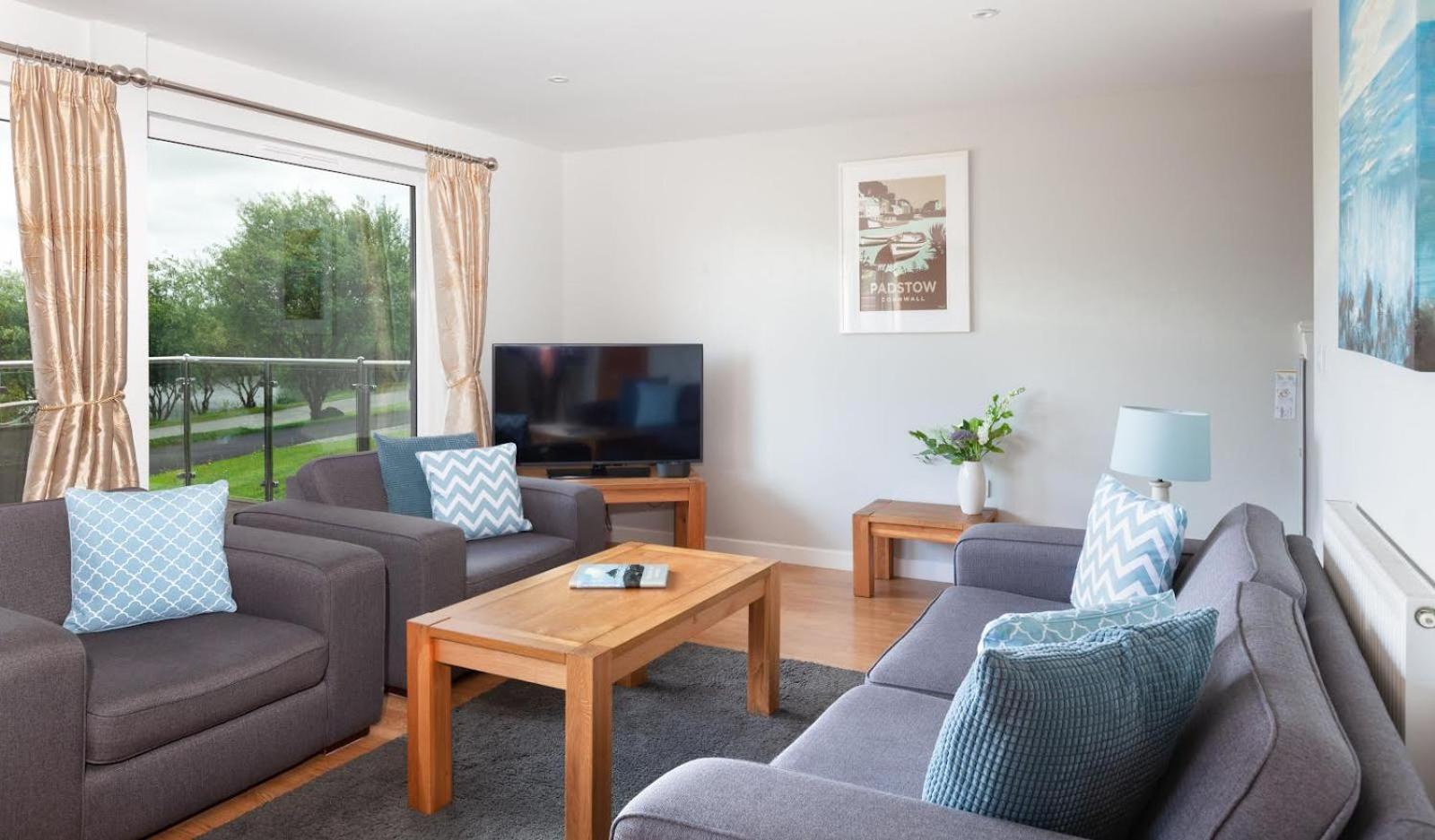 Kingfisher Hot Tub & Log Burner House On Premium Lakeside With Resort Facilities St Columb Major Екстериор снимка